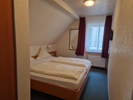 טריס-קארדן Hotel Weinhaus Am Stiftstor מראה חיצוני תמונה